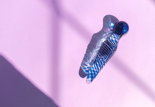 How to Use a Glass Dildo?